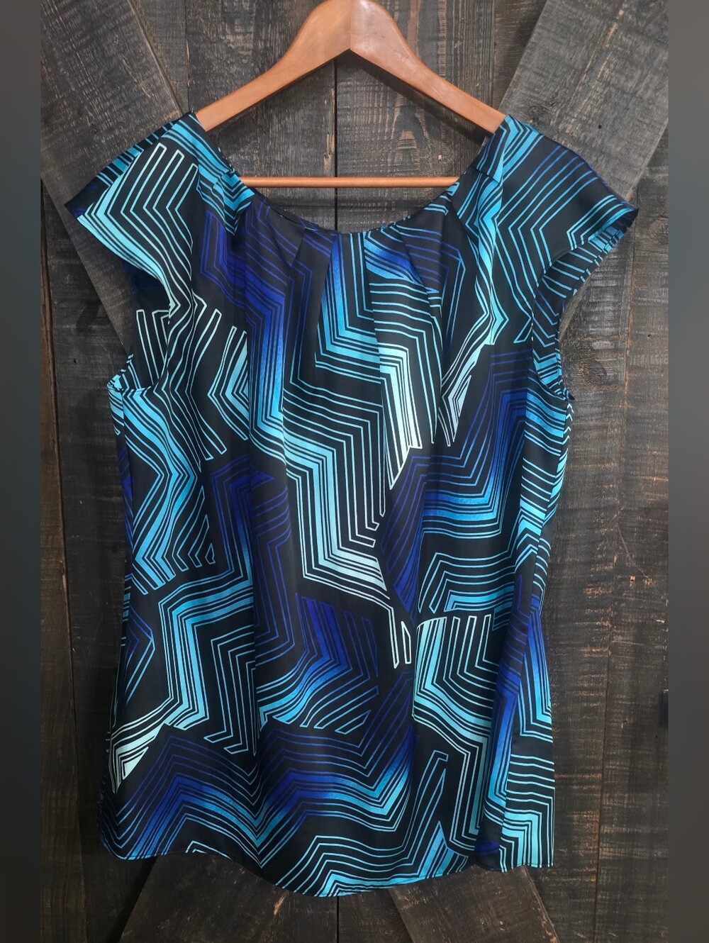 Worthington Blue Geometric Cap-Sleeve Women's Blouse 2X